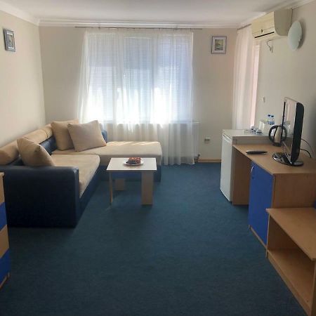 Guest House Rai Китен Экстерьер фото